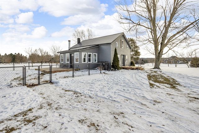 6770 Cement City Road, Brooklyn, MI 49230