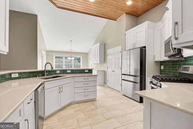 2531 Apalachee Run Way, Dacula, GA 30019
