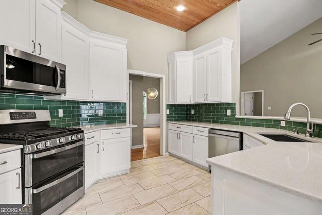 2531 Apalachee Run Way, Dacula, GA 30019