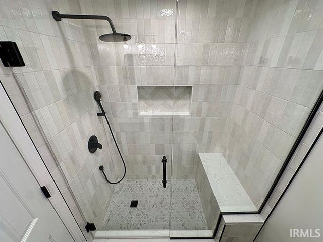 1201 Shanower Drive, Mishawaka, IN 46545