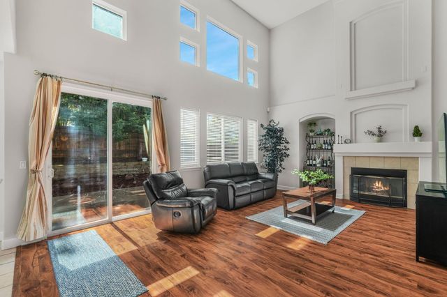 6408 Ivy Glen Way, Roseville, CA 95678