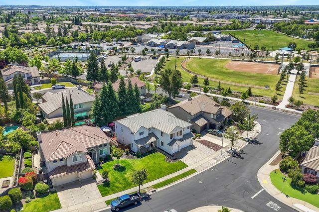 6408 Ivy Glen Way, Roseville, CA 95678