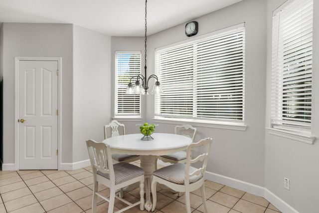 6408 Ivy Glen Way, Roseville, CA 95678