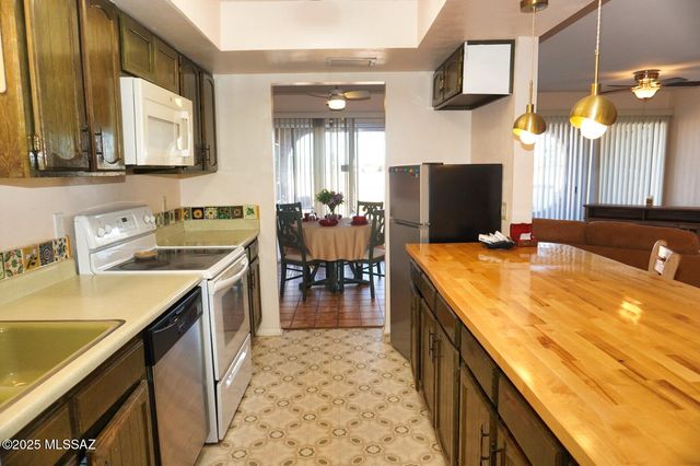 229 N Tracy Road, Pearce, AZ 85625