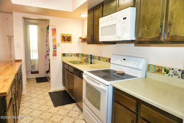 229 N Tracy Road, Pearce, AZ 85625