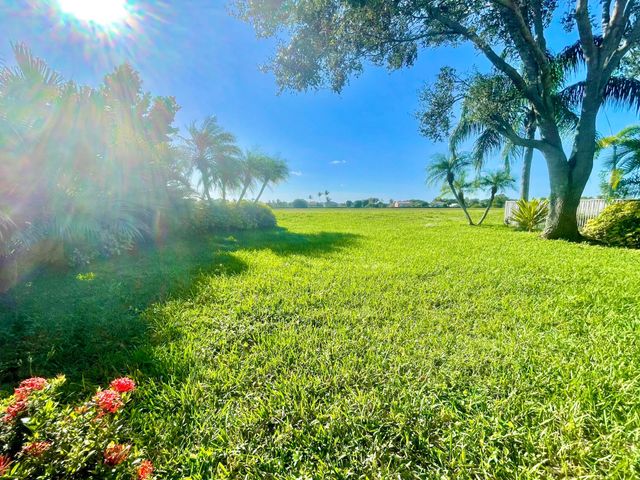 10779 Buttonwood Lake Drive, Boca Raton, FL 33498