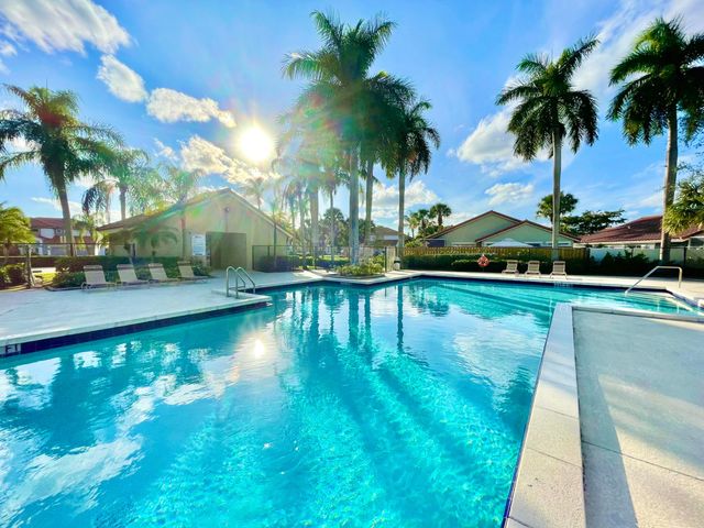 10779 Buttonwood Lake Drive, Boca Raton, FL 33498