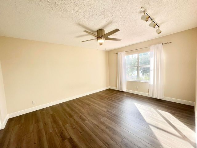 10779 Buttonwood Lake Drive, Boca Raton, FL 33498