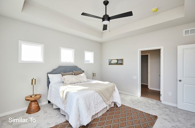 7015 Lincoln Circle, Johnston, IA 50131