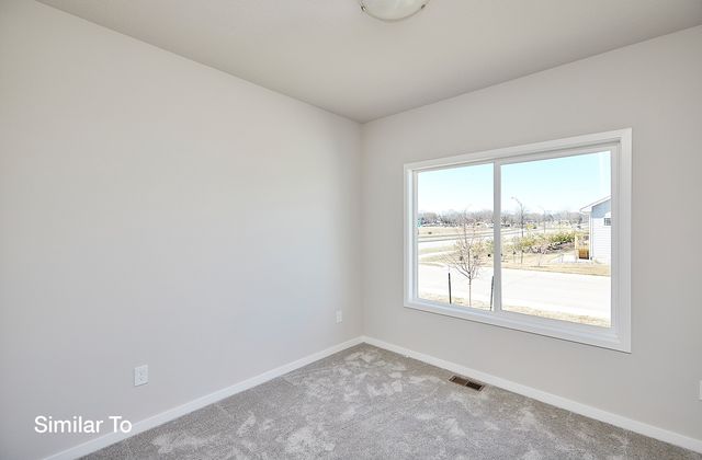 7015 Lincoln Circle, Johnston, IA 50131