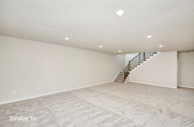 7015 Lincoln Circle, Johnston, IA 50131