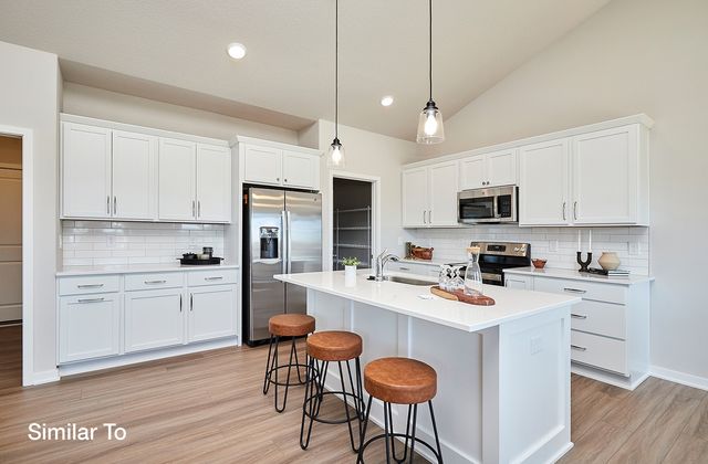 7015 Lincoln Circle, Johnston, IA 50131