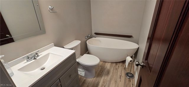 1452 Buckingham Gate Boulevard D, Cuyahoga Falls, OH 44221