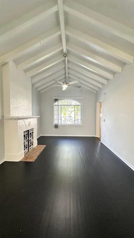 1824 SW 24th St, Miami, FL 33145