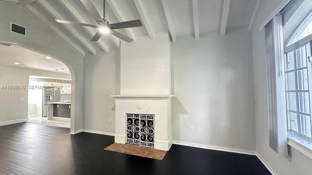 1824 SW 24th St, Miami, FL 33145