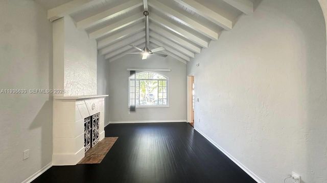 1824 SW 24th St, Miami, FL 33145