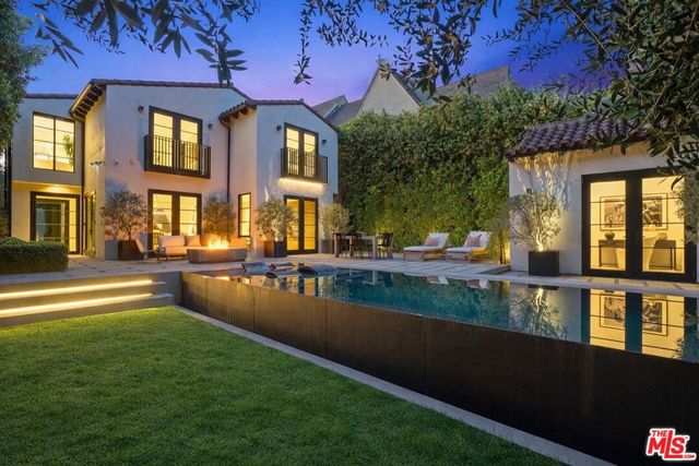 1146 Sierra Alta Way, Los Angeles, CA 90069