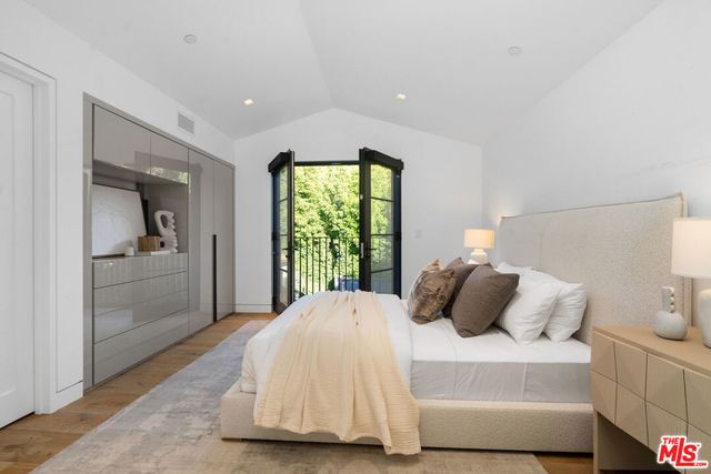 1146 Sierra Alta Way, Los Angeles, CA 90069