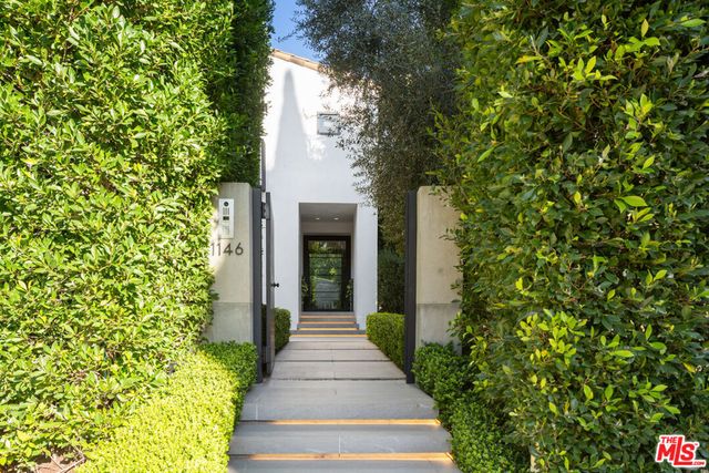 1146 Sierra Alta Way, Los Angeles, CA 90069