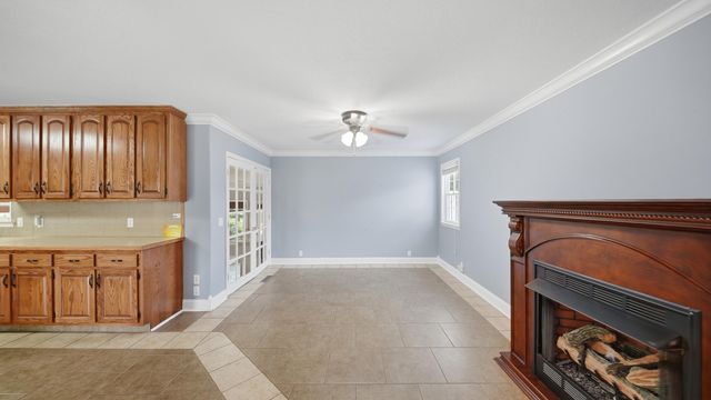 605 Falls View Drive, Hixson, TN 37343