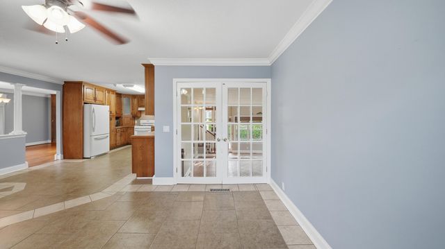 605 Falls View Drive, Hixson, TN 37343