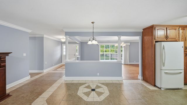605 Falls View Drive, Hixson, TN 37343