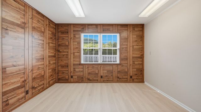 605 Falls View Drive, Hixson, TN 37343