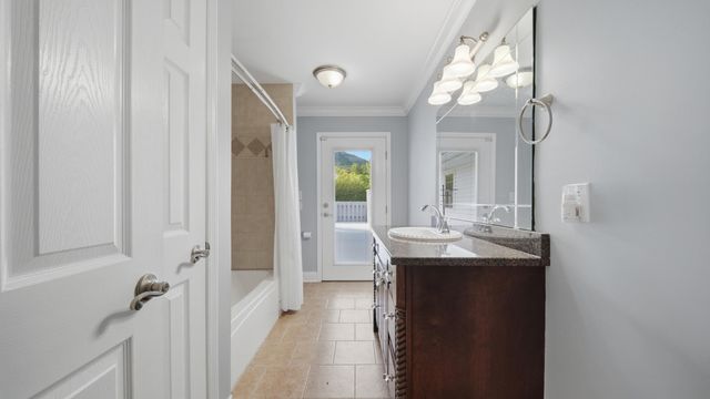 605 Falls View Drive, Hixson, TN 37343