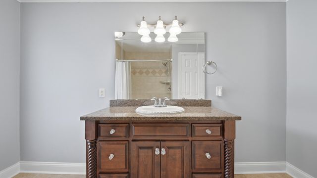 605 Falls View Drive, Hixson, TN 37343