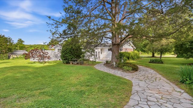 605 Falls View Drive, Hixson, TN 37343