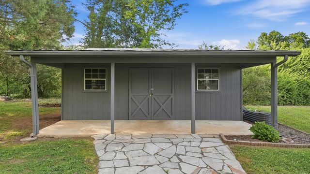605 Falls View Drive, Hixson, TN 37343