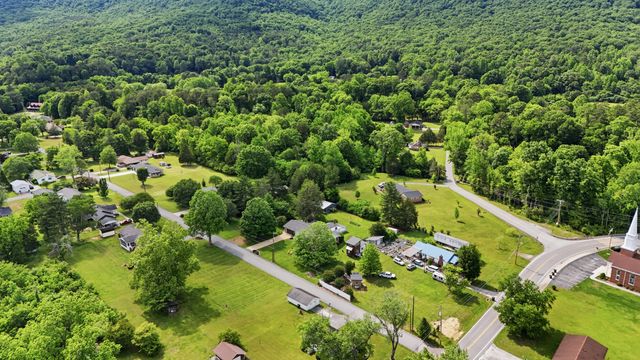 605 Falls View Drive, Hixson, TN 37343