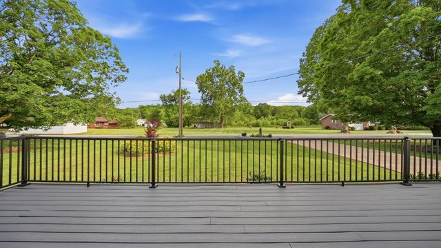 605 Falls View Drive, Hixson, TN 37343