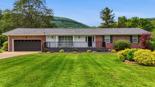605 Falls View Drive, Hixson, TN 37343