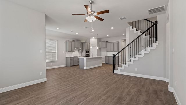 701 BUSHMAN Drive, Fort Worth, TX 76008