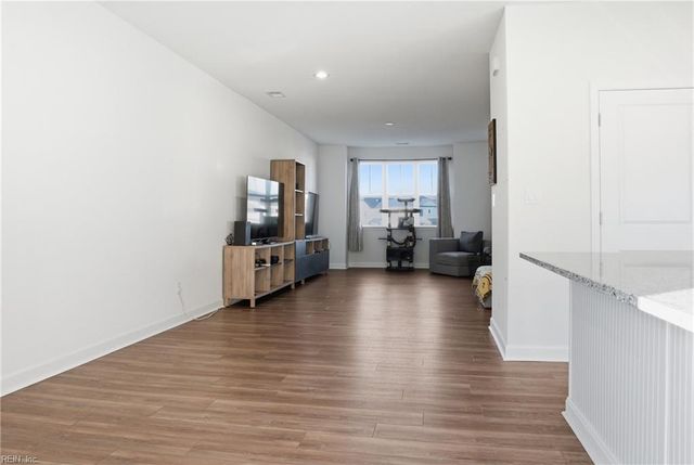 2003 Laycock Lane 103, Suffolk, VA 23435