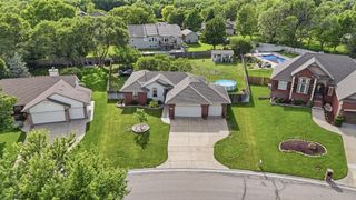 941 Sandalwood, Wichita, KS 67230