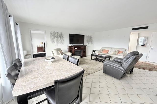 3500 Galt Ocean Drive 909, Fort Lauderdale, FL 33308