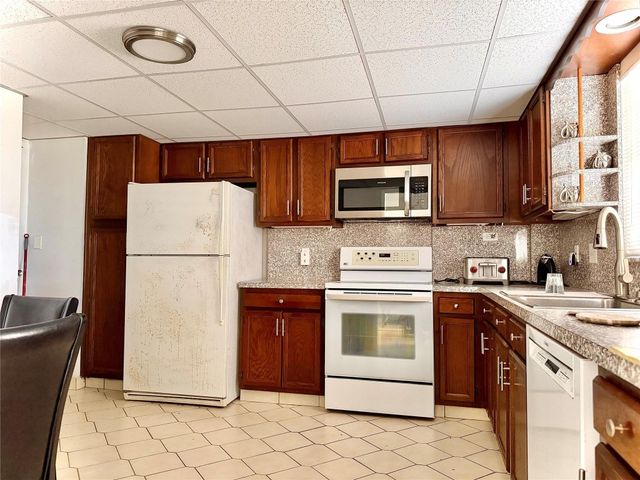 3500 Galt Ocean Drive 909, Fort Lauderdale, FL 33308