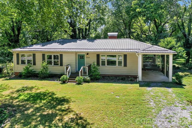 7257 Sherrills Ford Road, Sherrills Ford, NC 28673