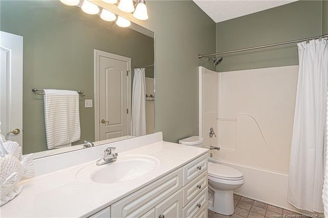 2908 Lindbridge Drive, Fayetteville, NC 28306