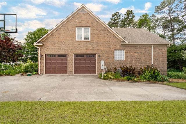 2908 Lindbridge Drive, Fayetteville, NC 28306