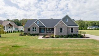 473 Winding Spring Drive, Fayetteville, AR 72703