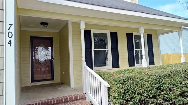 704 S Bethel Road, Raeford, NC 28376