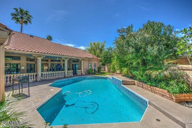 1502 W Port Au Prince Lane, Phoenix, AZ 85023