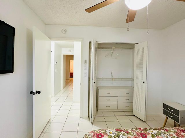 5077 FORSYTHIA Street, Delray Beach, FL 33484