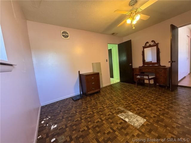 806 Sharon Drive, Jeffersonville, IN 47130