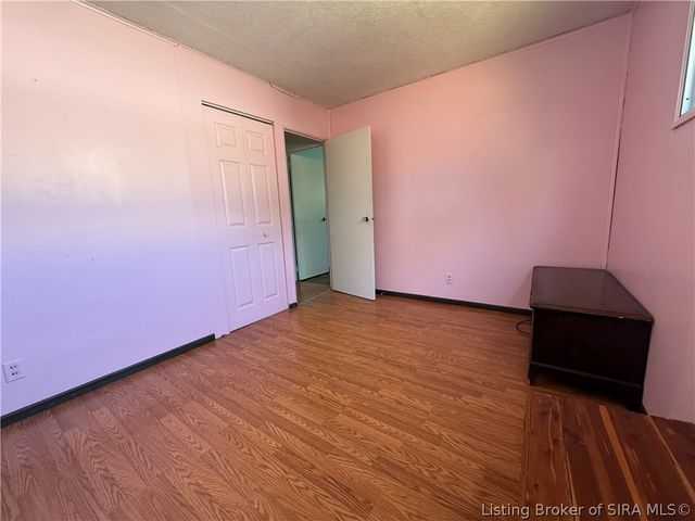 806 Sharon Drive, Jeffersonville, IN 47130