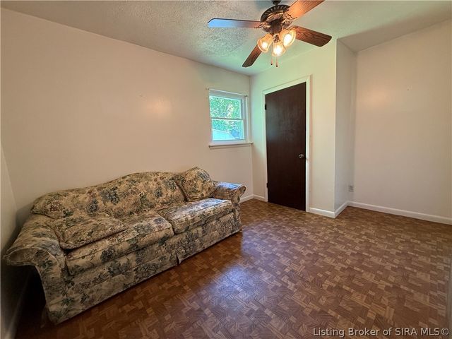 806 Sharon Drive, Jeffersonville, IN 47130