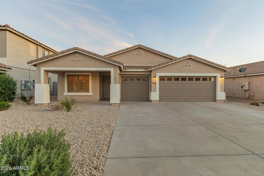 10645 E CLIFFROSE Lane, Florence, AZ 85132